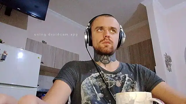 Snapshot of HappyZebra13 chatting on 03.10.25 HappyZebra13 online show from 03.10.25