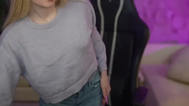 Ewa Pearl online show from 03.02.25