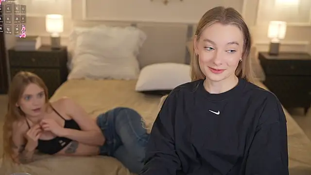 Ewa Pearl online show from 11.14.25