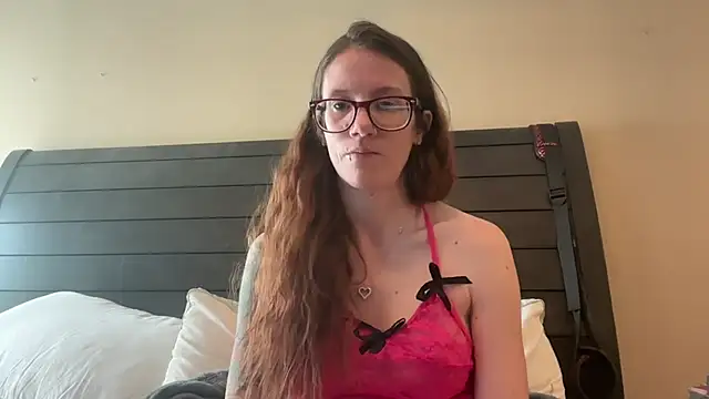 Snapshot of yourstrulylivy69 chatting on 02.22.25 yourstrulylivy69 online show from 02.22.25