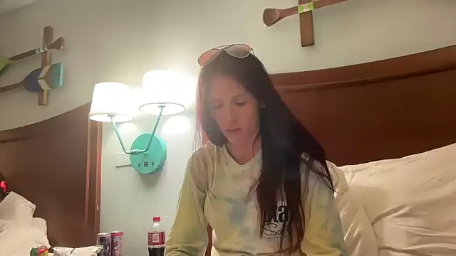 Snapshot of yourstrulylivy69 chatting on 03.18.25 yourstrulylivy69 online show from 03.18.25