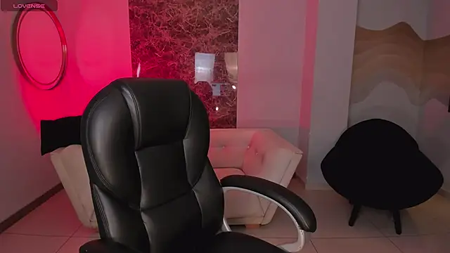 BellaCarteer  online show from 10.28.25