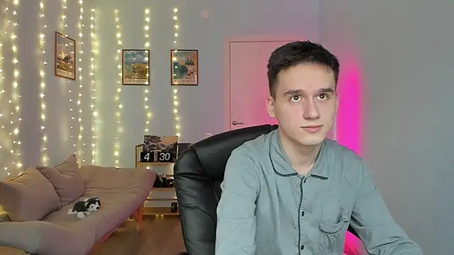 Snapshot of Scooby_k chatting on 01.06.25 Scooby k online show from 01.06.25