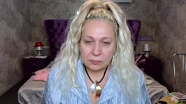 Snapshot of Penelope_Pinky chatting on 01.29.25 Penelope Pinky online show from 01.29.25