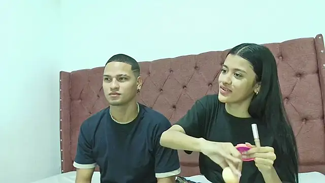 Snapshot of lau_hotfox chatting on 03.14.25 lau hotfox online show from 03.14.25