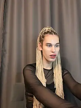 Cassie Bae online show from 12.23.24