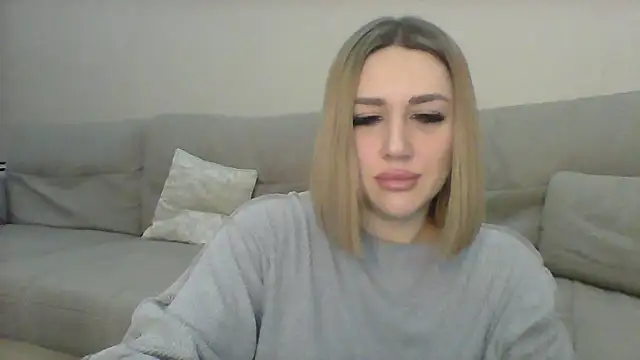 Snapshot of VickyLove047 chatting on 01.06.25 VickyLove047 online show from 01.06.25