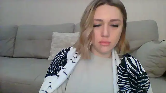 Snapshot of VickyLove047 chatting on 01.09.25 VickyLove047 online show from 01.09.25