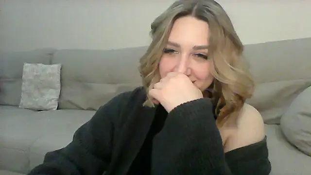 Snapshot of VickyLove047 chatting on 01.17.25 VickyLove047 online show from 01.17.25