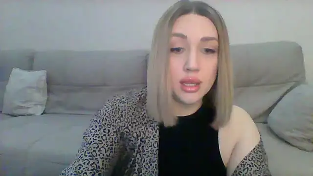 Snapshot of VickyLove047 chatting on 02.05.25 VickyLove047 online show from 02.05.25