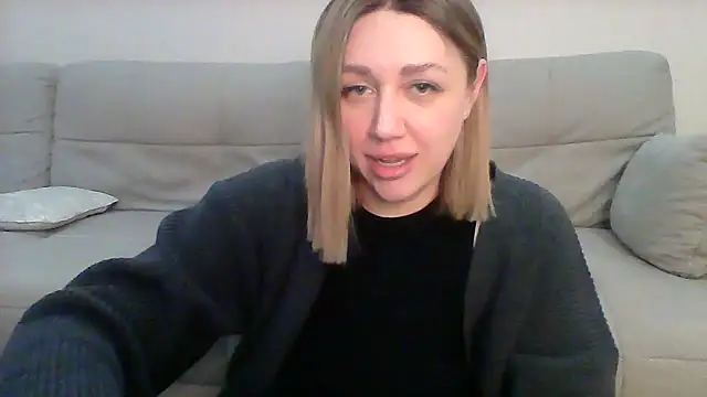 Snapshot of VickyLove047 chatting on 02.22.25 VickyLove047 online show from 02.22.25