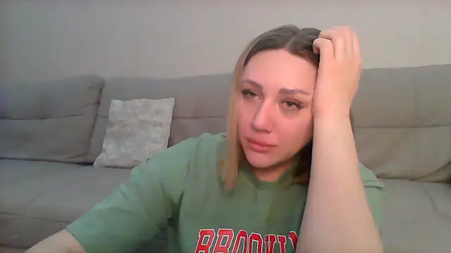 Snapshot of VickyLove047 chatting on 02.28.25 VickyLove047 online show from 02.28.25