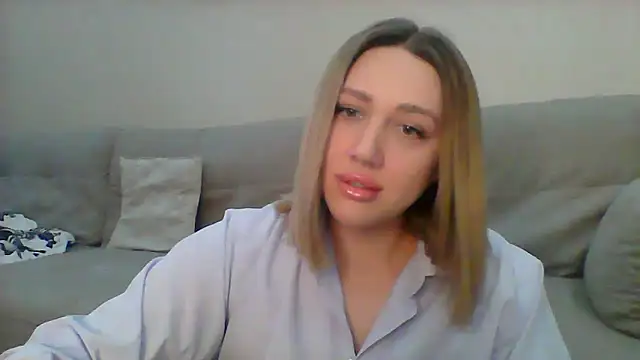 Snapshot of VickyLove047 chatting on 03.15.25 VickyLove047 online show from 03.15.25