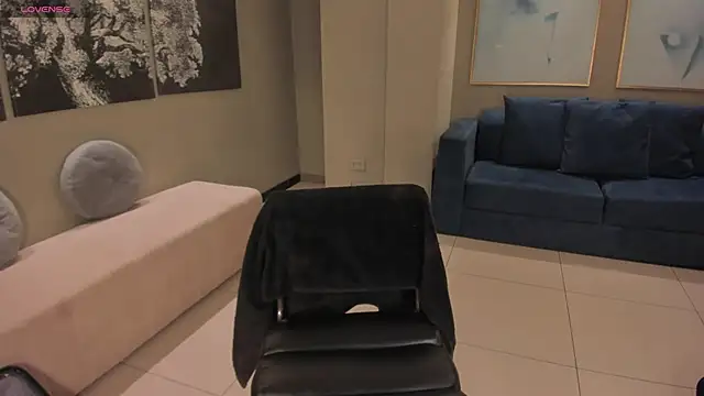 FernandaX1 online show from 09.18.25