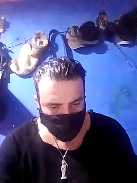 Snapshot of 12orland12 chatting on 09.28.25 12orland12 online show from 09.28.25