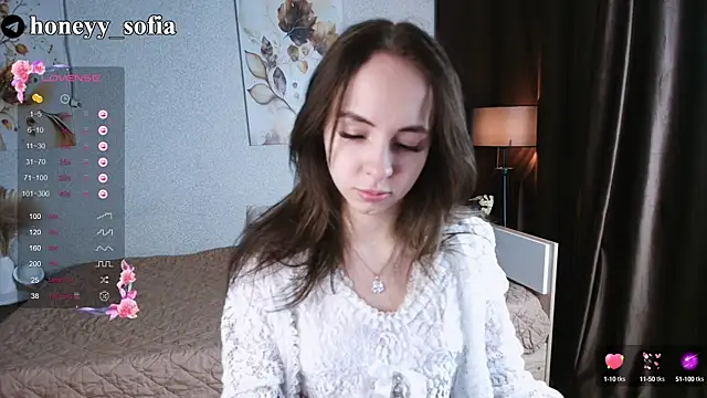 Snapshot of sweete_sofia chatting on 09.16.25 sweete sofia online show from 09.16.25