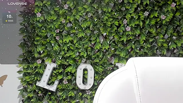 melanie hh online show from 02.22.25