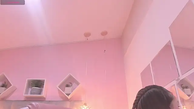 melanie hh online show from 11.24.25