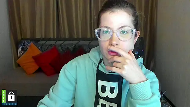 Snapshot of Alicia_redfollow chatting on 01.21.25 Alicia redfollow online show from 01.21.25