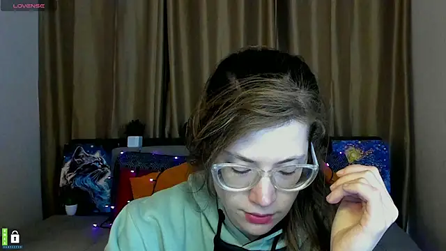 Snapshot of Alicia_redfollow chatting on 02.11.25 Alicia redfollow online show from 02.11.25