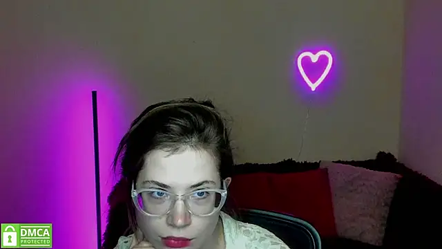 Snapshot of Alicia_redfollow chatting on 02.25.25 Alicia redfollow online show from 02.25.25