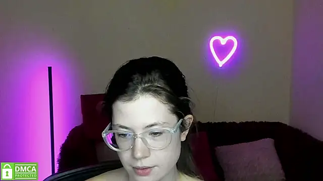 Snapshot of Alicia_redfollow chatting on 03.01.25 Alicia redfollow online show from 03.01.25