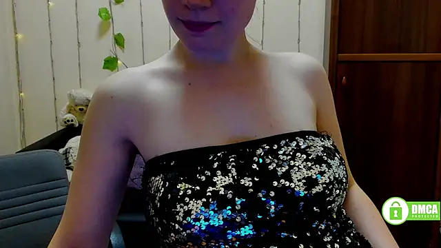 Snapshot of Alicia_redfollow chatting on 03.04.25 Alicia redfollow online show from 03.04.25