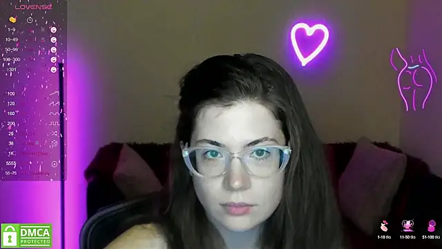 Snapshot of Alicia_redfollow chatting on 03.11.25 Alicia redfollow online show from 03.11.25
