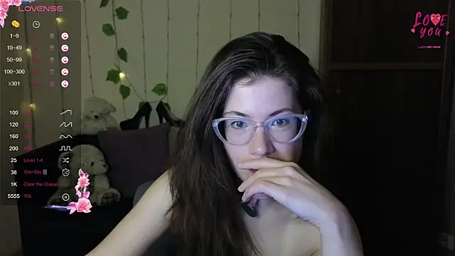 Snapshot of Alicia_redfollow chatting on 03.16.25 Alicia redfollow online show from 03.16.25