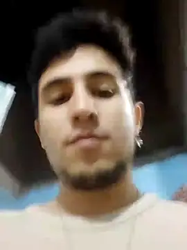 Snapshot of GamerQuinn chatting on 01.01.25 GamerQuinn online show from 01.01.25