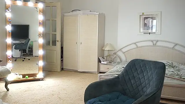 moonlight4u online show from 09.14.25