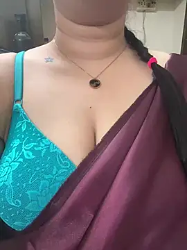Snapshot of Akhi_Akshaya chatting on 12.20.24 Akhi Akshaya online show from 12.20.24