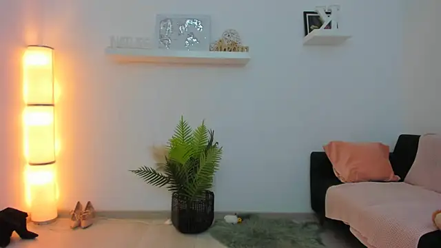 Julya Anna online show from 01.27.25