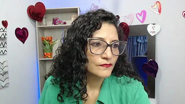 Snapshot of arianna_ros3 chatting on 02.16.25 arianna ros3 online show from 02.16.25