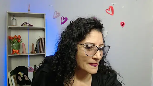 Snapshot of arianna_ros3 chatting on 02.28.25 arianna ros3 online show from 02.28.25