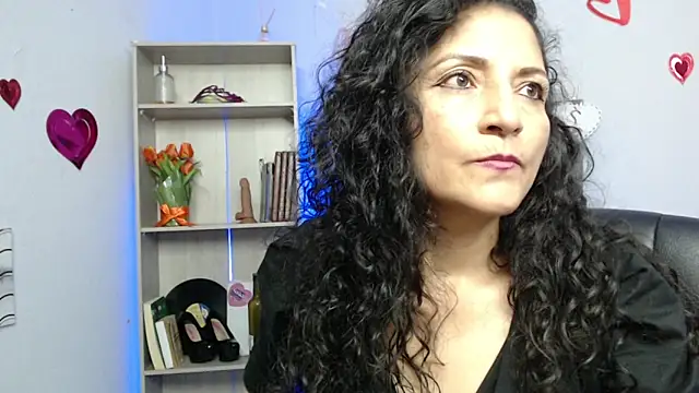 Snapshot of arianna_ros3 chatting on 02.28.25 arianna ros3 online show from 02.28.25