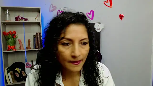 Snapshot of arianna_ros3 chatting on 03.03.25 arianna ros3 online show from 03.03.25