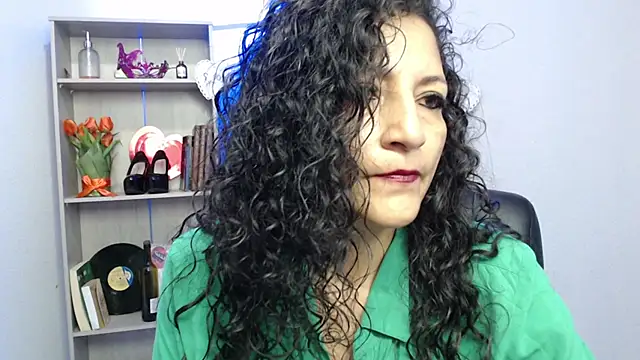 Snapshot of arianna_ros3 chatting on 03.17.25 arianna ros3 online show from 03.17.25