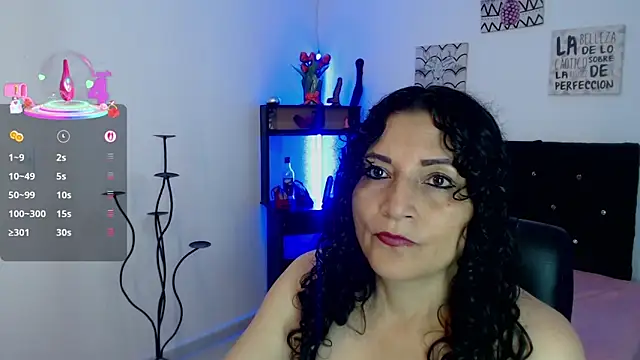 Snapshot of arianna_ros3 chatting on 09.14.25 arianna ros3 online show from 09.14.25