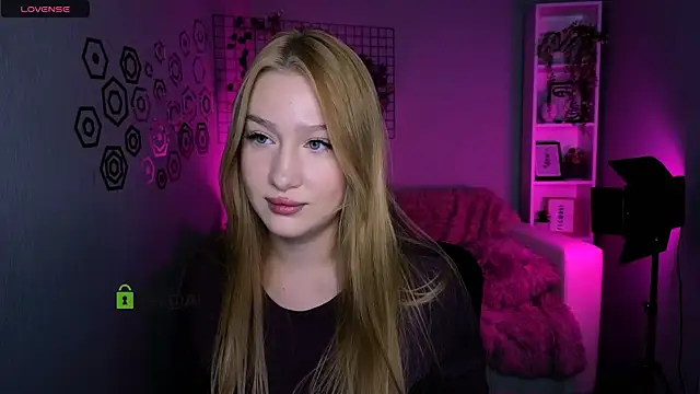 playful sophie online show from 11.17.25