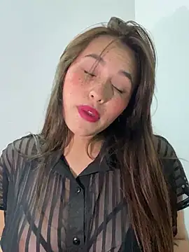 Snapshot of eriika_deep_ chatting on 12.20.24 eriika deep online show from 12.20.24