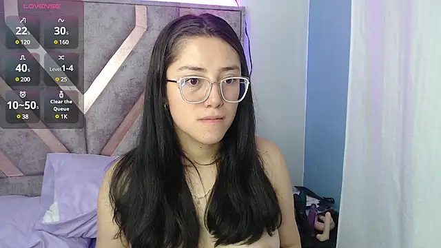 Snapshot of Anny_Fox- chatting on 02.04.25 Anny Fox- online show from 02.04.25