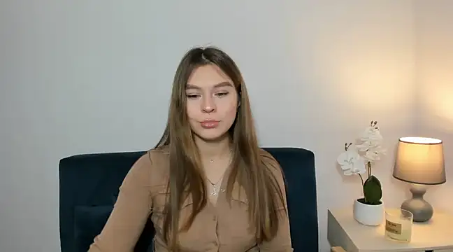 Snapshot of CamilaAmazing chatting on 01.09.25 CamilaAmazing online show from 01.09.25