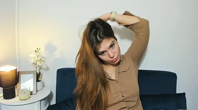 Snapshot of CamilaAmazing chatting on 03.18.25 CamilaAmazing online show from 03.18.25
