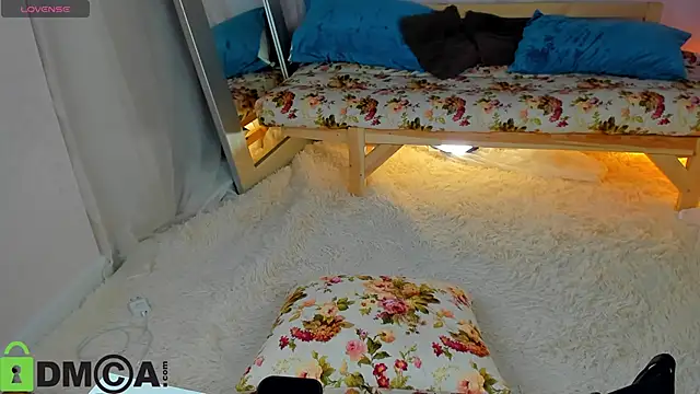 Cheryl  Brown online show from 12.04.25