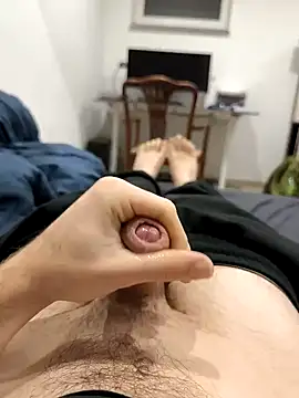 Snapshot of LeoSubLifestyle4You chatting on 01.14.25 LeoSubLifestyle4You online show from 01.14.25