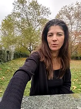 Snapshot of sansan2411 chatting on 10.31.25 sansan2411 online show from 10.31.25