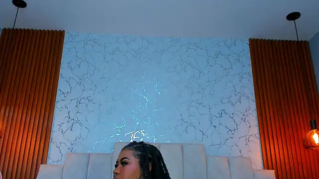 Snapshot of AinaraJimenez chatting on 02.15.25 AinaraJimenez online show from 02.15.25
