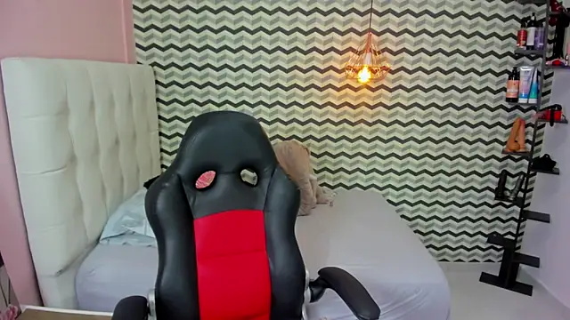 ARYAMORGAN1 online show from 10.16.25