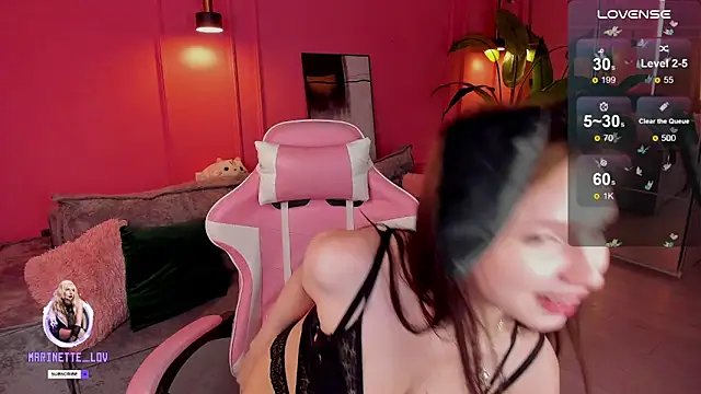 Snapshot of mari_nettt chatting on 03.20.25 mari nettt online show from 03.20.25